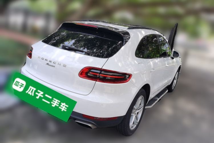 Used Porsche Macan 2014 Macan 2.0T Rear Right 45 Deg