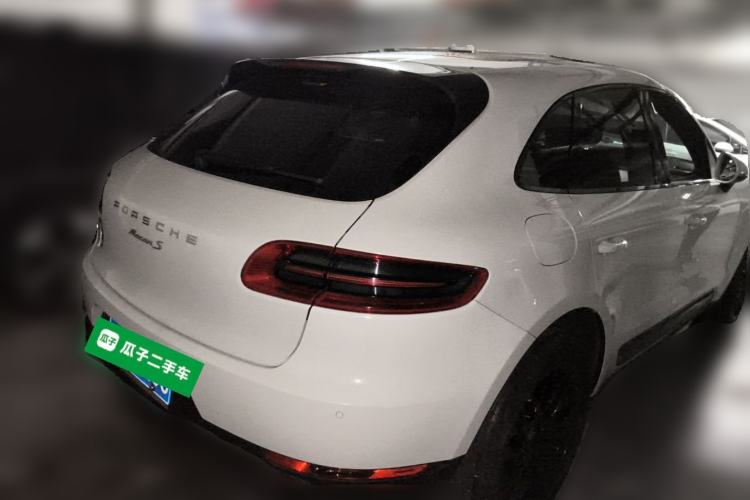 Used Porsche Macan 2014 Macan S 3.0T Rear Right 45 Deg