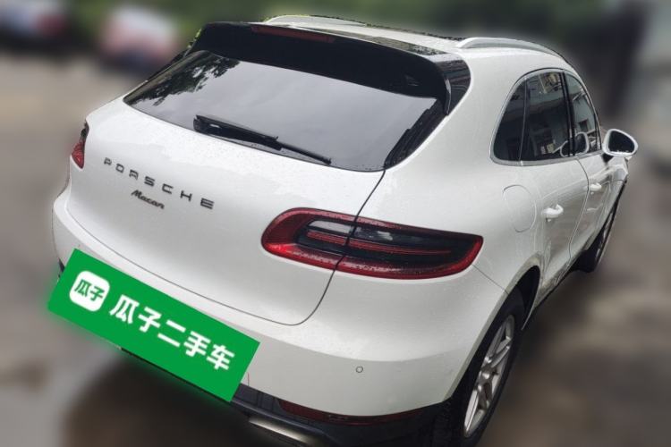 Used Porsche Macan 2014 Macan 2.0T Rear Right 45 Deg