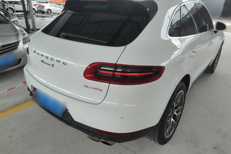 Used Porsche Macan 2014 Macan S 3.0T Rear Right 45 Deg