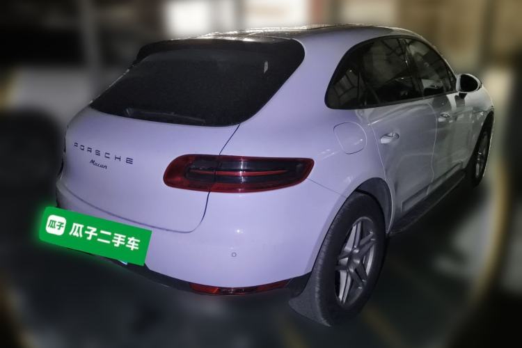Used Porsche Macan 2014 Macan 2.0T Rear Right 45 Deg