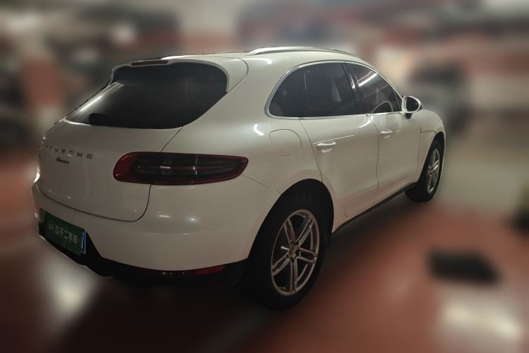 Used Porsche Macan 2014 Macan 2.0T Rear Right 45 Deg