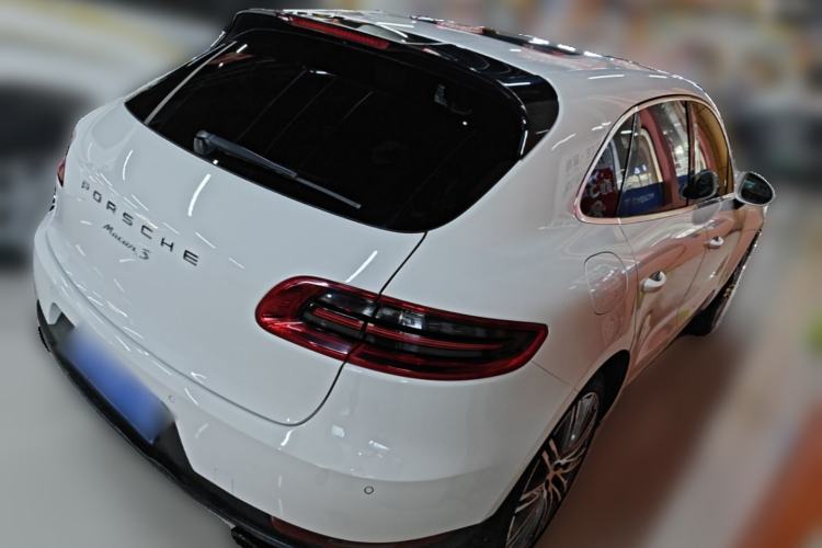 Used Porsche Macan 2014 Macan S 3.0T Rear Right 45 Deg