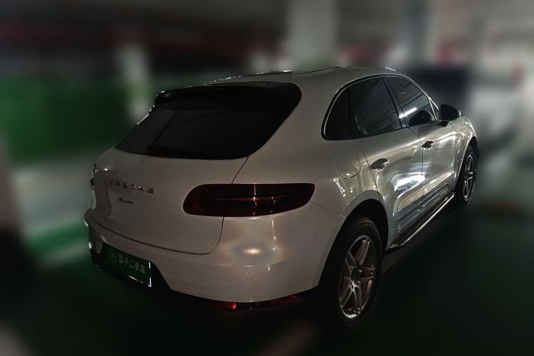 Used Porsche Macan 2014 Macan 2.0T Rear Right 45 Deg