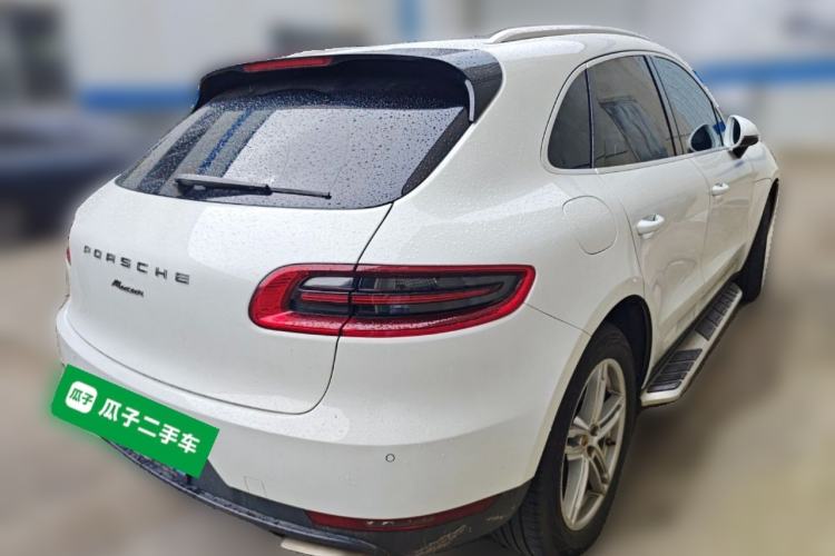 Used Porsche Macan 2014 Macan 2.0T Rear Right 45 Deg