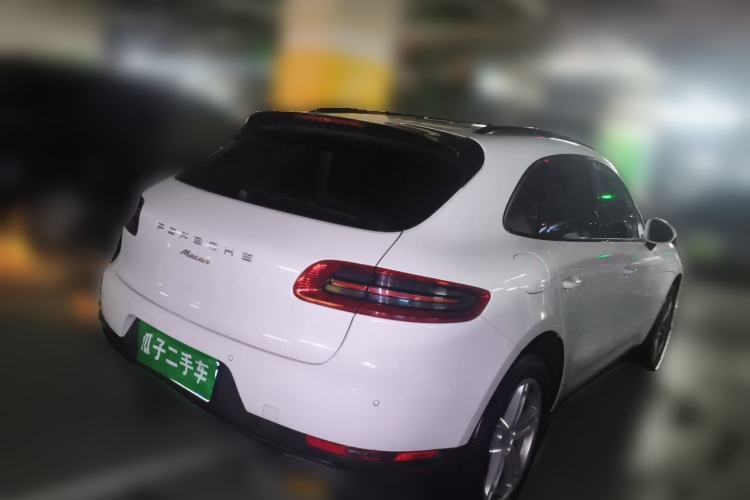 Used Porsche Macan 2014 Macan 2.0T Rear Right 45 Deg