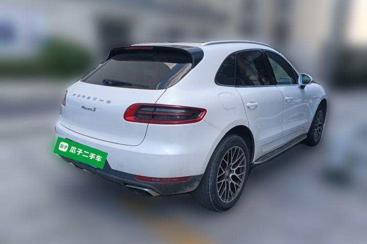 Used Porsche Macan 2014 Macan 2.0T Rear Right 45 Deg