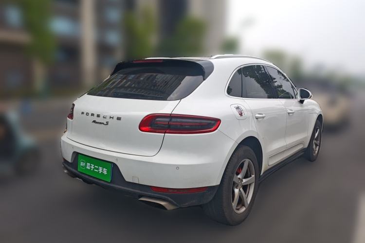 Used Porsche Macan 2014 Macan 2.0T Rear Right 45 Deg