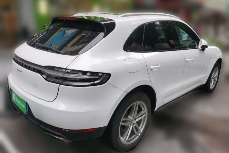 Used Porsche Macan 2014 Macan 2.0T Rear Right 45 Deg