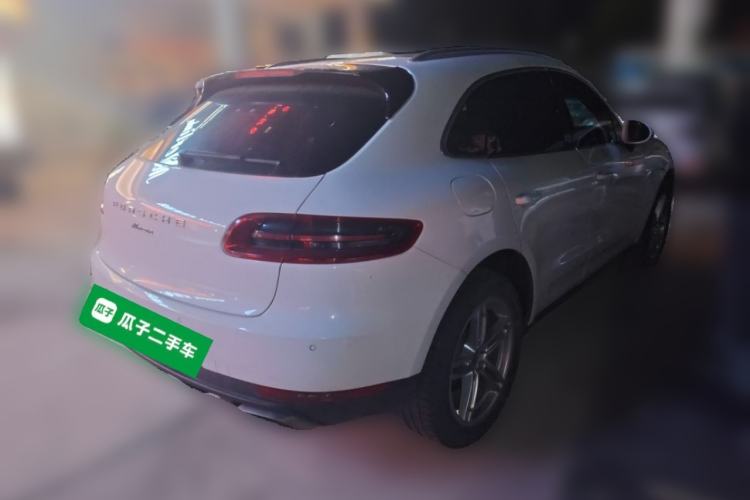 Used Porsche Macan 2014 Macan 2.0T Rear Right 45 Deg
