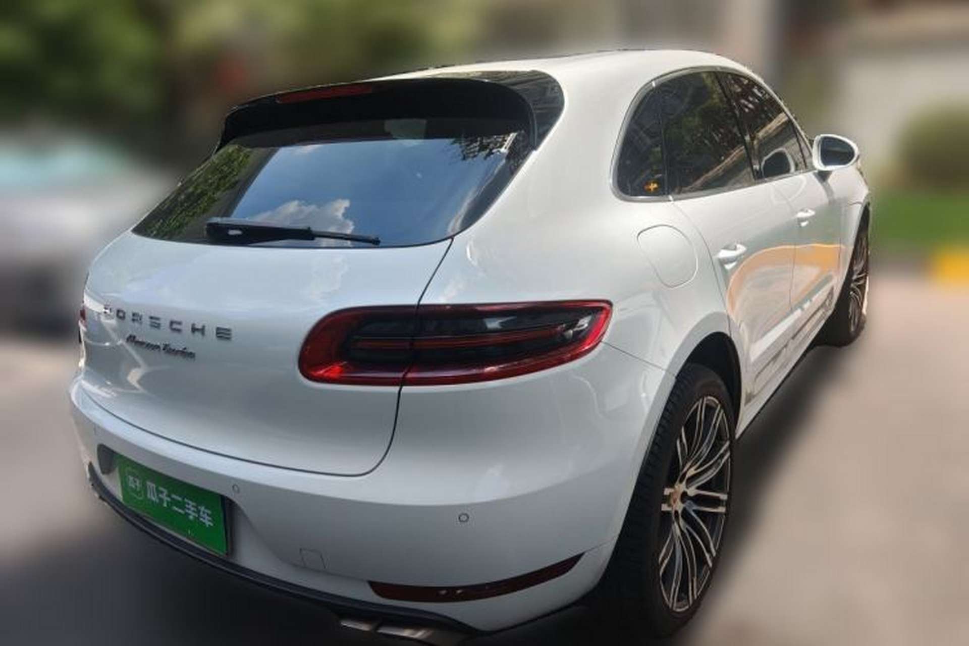 Used Porsche Macan 2014 Macan Turbo 3.6T Rear Right 45 Deg