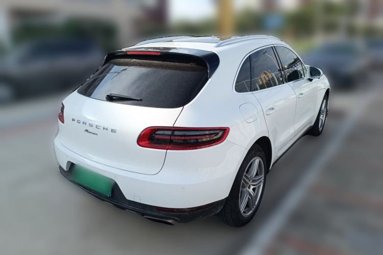 Used Porsche Macan 2014 Macan 2.0T Rear Right 45 Deg