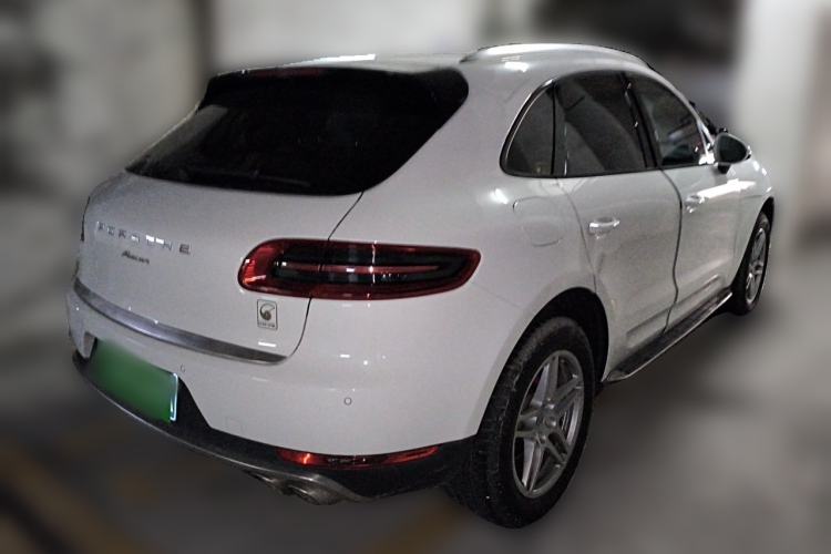 Used Porsche Macan 2014 Macan 2.0T Rear Right 45 Deg