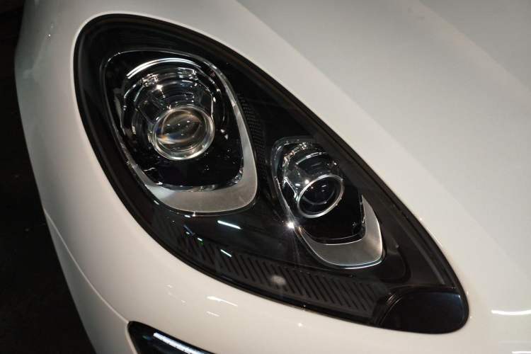Used Porsche Macan 2014 Macan 2.0T Right Front Headlight