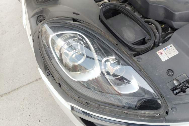 Used Porsche Macan 2014 Macan S 3.0T Right Front Headlight