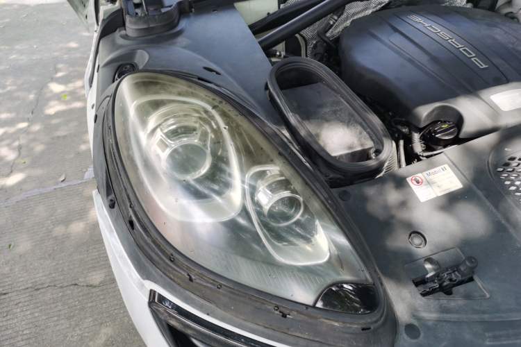 Used Porsche Macan 2014 Macan 2.0T Right Front Headlight