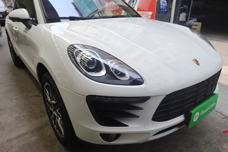 Used Porsche Macan 2014 Macan 2.0T Right Front Headlight