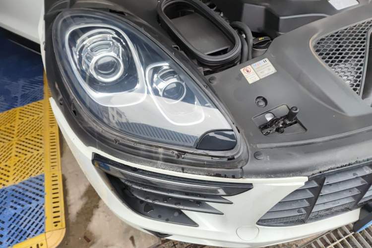 Used Porsche Macan 2014 Macan S 3.0T Right Front Headlight