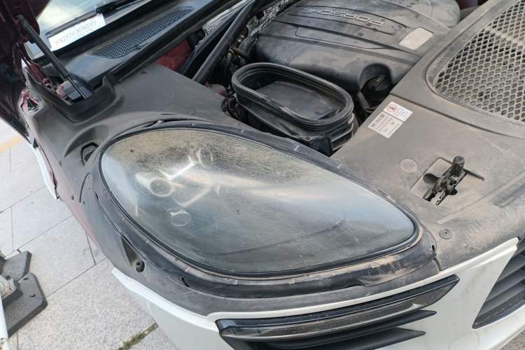 Used Porsche Macan 2014 Macan 2.0T Right Front Headlight