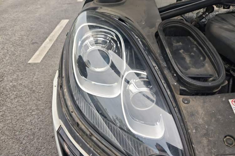 Used Porsche Macan 2014 Macan 2.0T Right Front Headlight