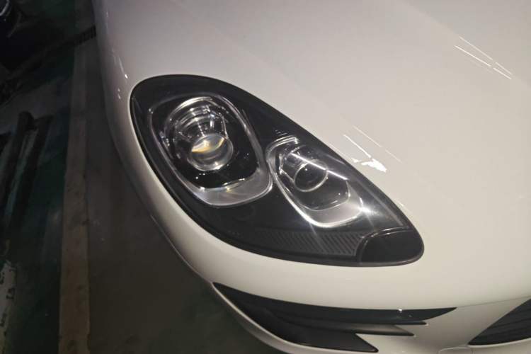 Used Porsche Macan 2014 Macan S 3.0T Right Front Headlight