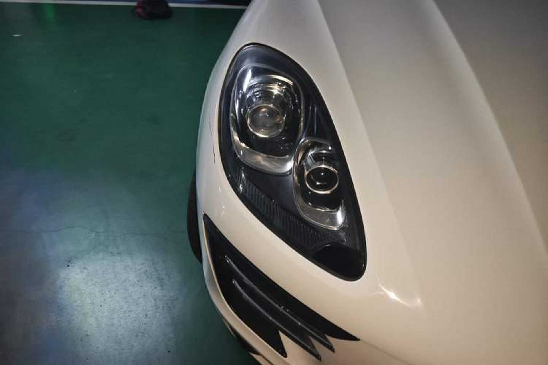 Used Porsche Macan 2014 Macan 2.0T Right Front Headlight