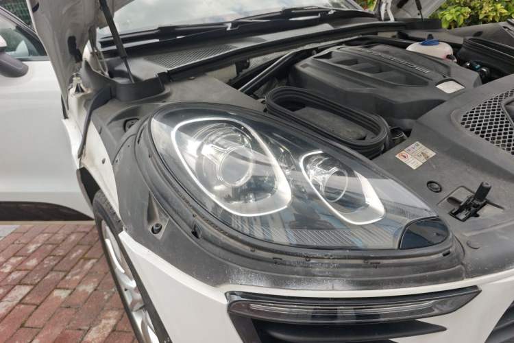 Used Porsche Macan 2014 Macan S 3.0T Right Front Headlight