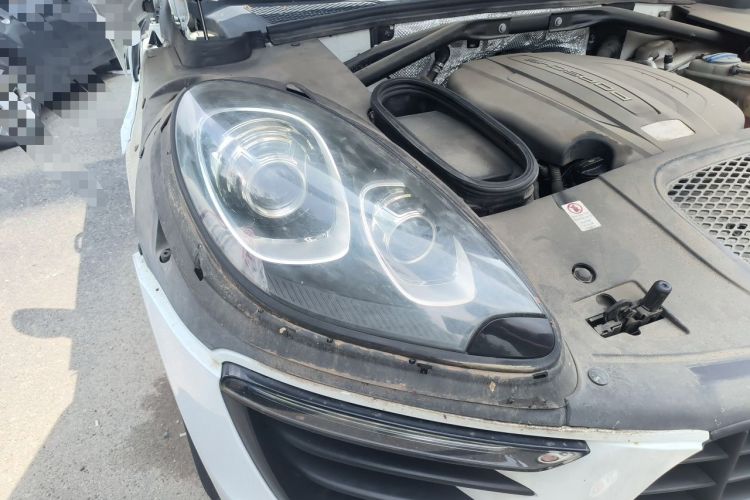 Used Porsche Macan 2014 Macan 2.0T Right Front Headlight