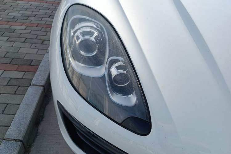 Used Porsche Macan 2014 Macan 2.0T Right Front Headlight