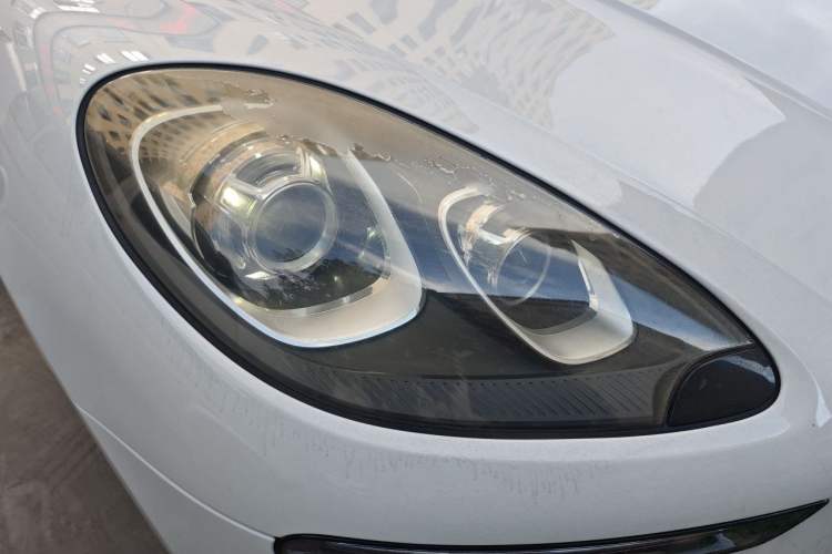 Used Porsche Macan 2014 Macan 2.0T Right Front Headlight
