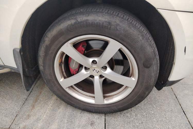 Used Porsche Macan 2014 Macan 2.0T Right Front Wheel Hub