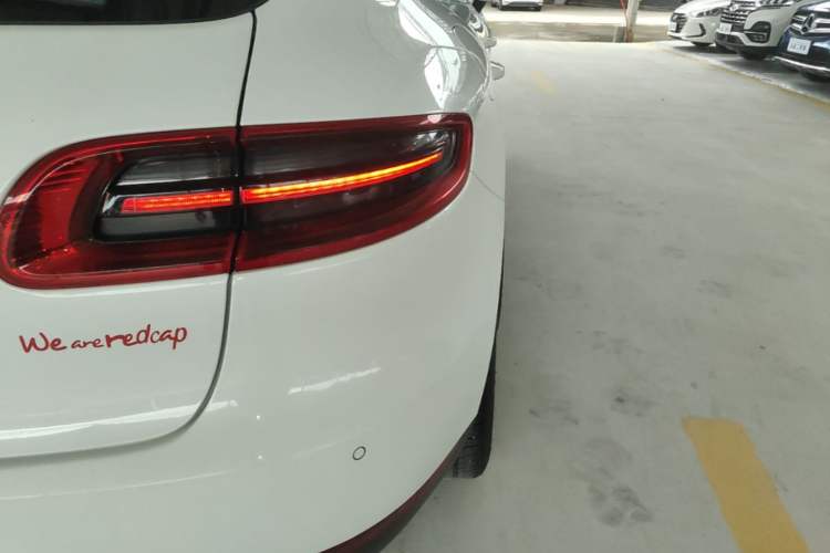 Used Porsche Macan 2014 Macan S 3.0T Right Rear Taillight