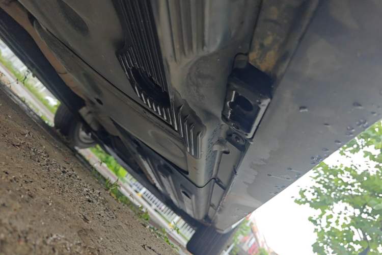 Used Porsche Macan 2014 Macan 2.0T Right Side Sill