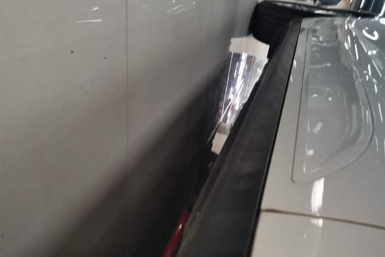 Used Porsche Macan 2014 Macan 2.0T Right Side Sill
