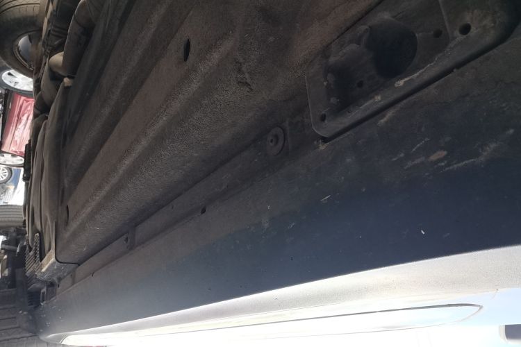 Used Porsche Macan 2014 Macan 2.0T Right Side Sill