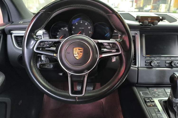 Used Porsche Macan 2014 Macan 2.0T Steering Wheel