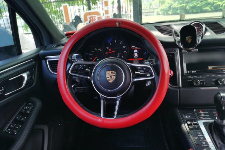 Used Porsche Macan 2014 Macan 2.0T Steering Wheel