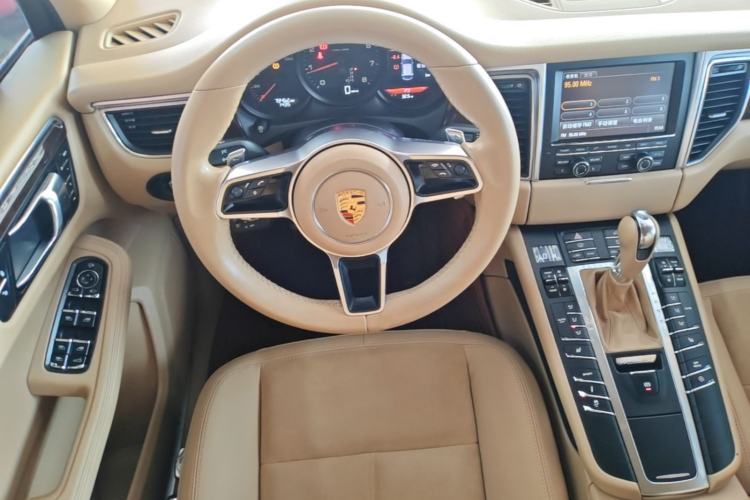 Used Porsche Macan 2014 Macan 2.0T Steering Wheel
