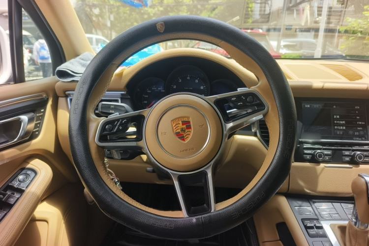 Used Porsche Macan 2014 Macan 2.0T Steering Wheel