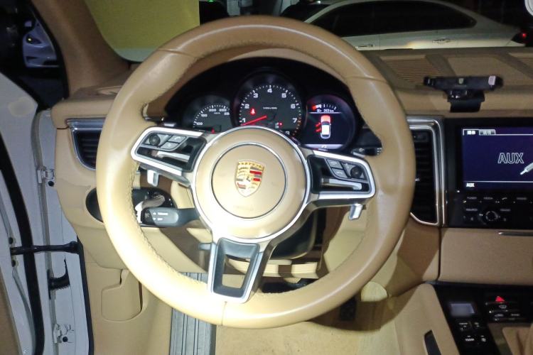 Used Porsche Macan 2014 Macan 2.0T Steering Wheel