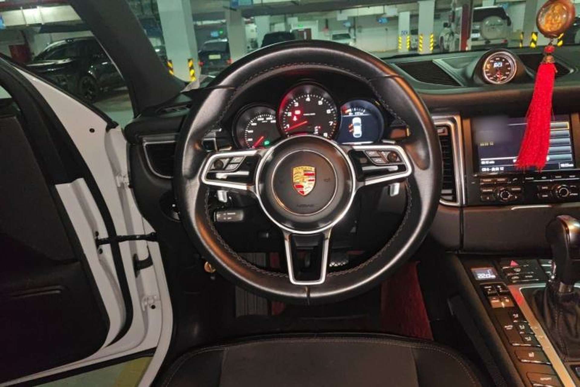 Used Porsche Macan 2014 Macan 2.0T Steering Wheel