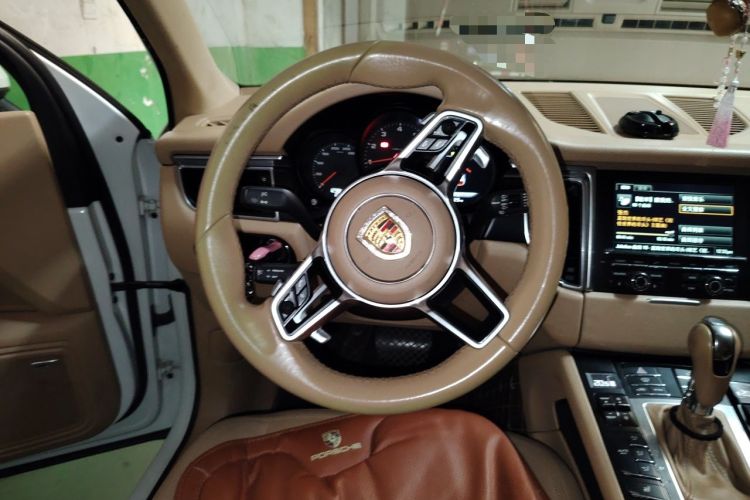 Used Porsche Macan 2014 Macan 2.0T Steering Wheel