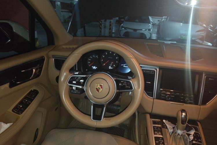 Used Porsche Macan 2014 Macan 2.0T Steering Wheel