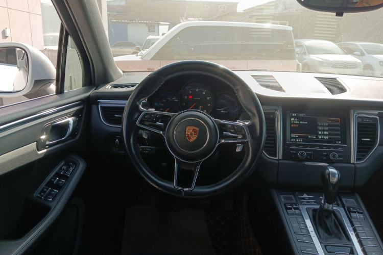 Used Porsche Macan 2014 Macan 2.0T Steering Wheel
