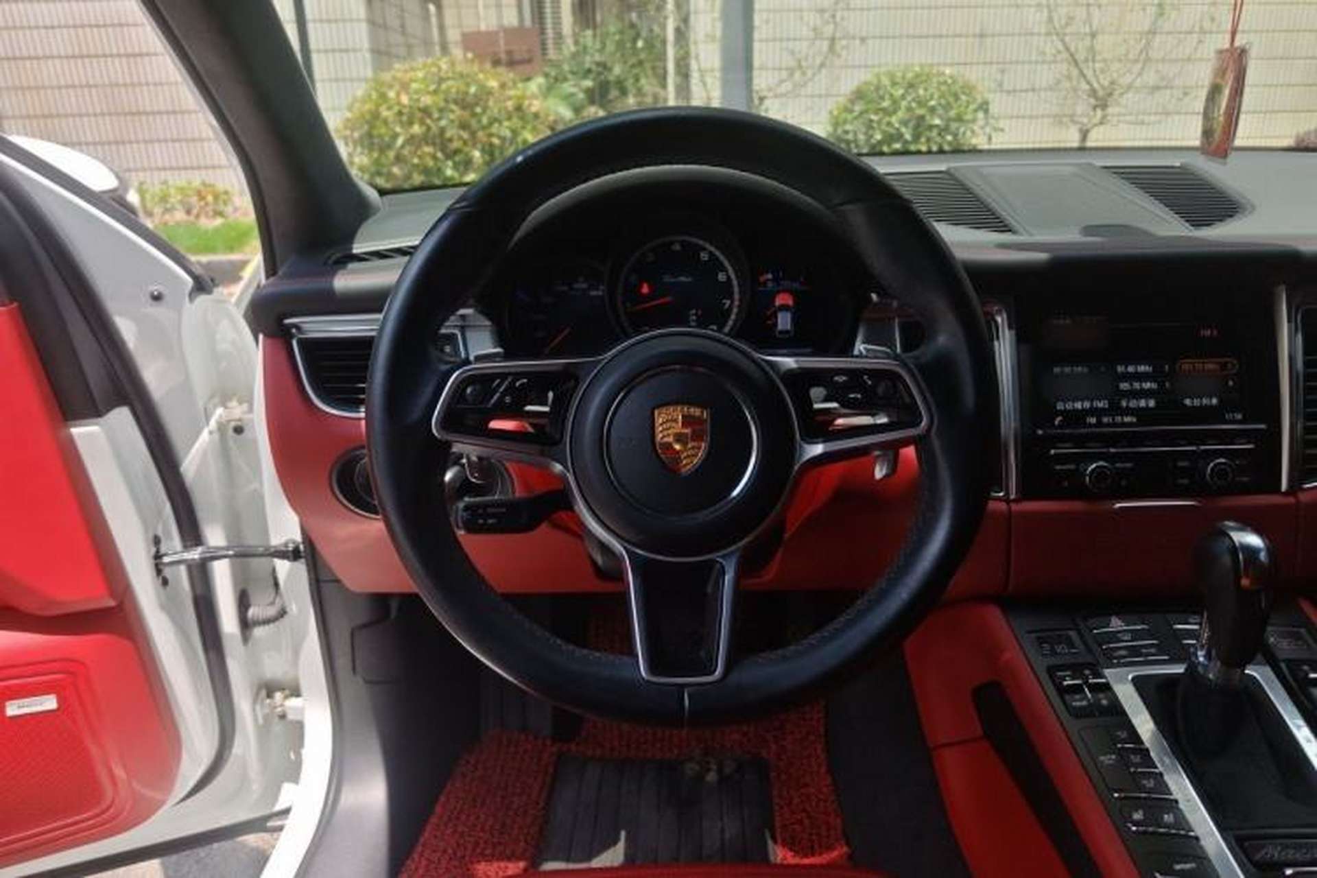 Used Porsche Macan 2014 Macan Turbo 3.6T Steering Wheel