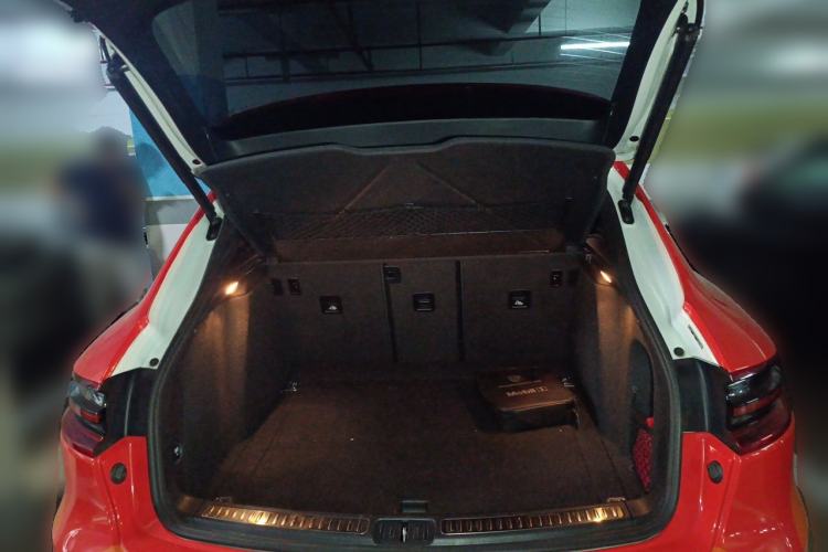 Used Porsche Macan 2014 Macan 2.0T Trunk