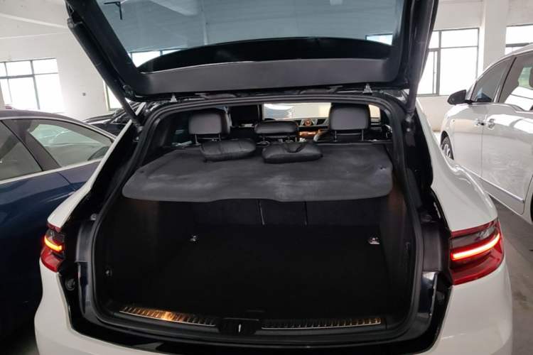 Used Porsche Macan 2014 Macan 2.0T Trunk