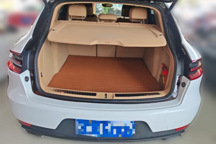 Used Porsche Macan 2014 Macan 2.0T Trunk