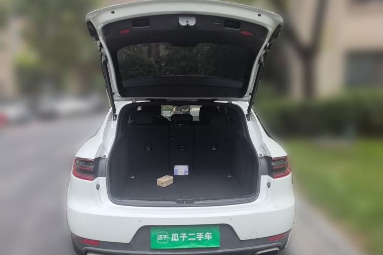 Used Porsche Macan 2014 Macan 2.0T Trunk
