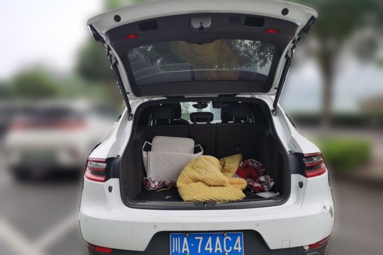 Used Porsche Macan 2014 Macan 2.0T Trunk